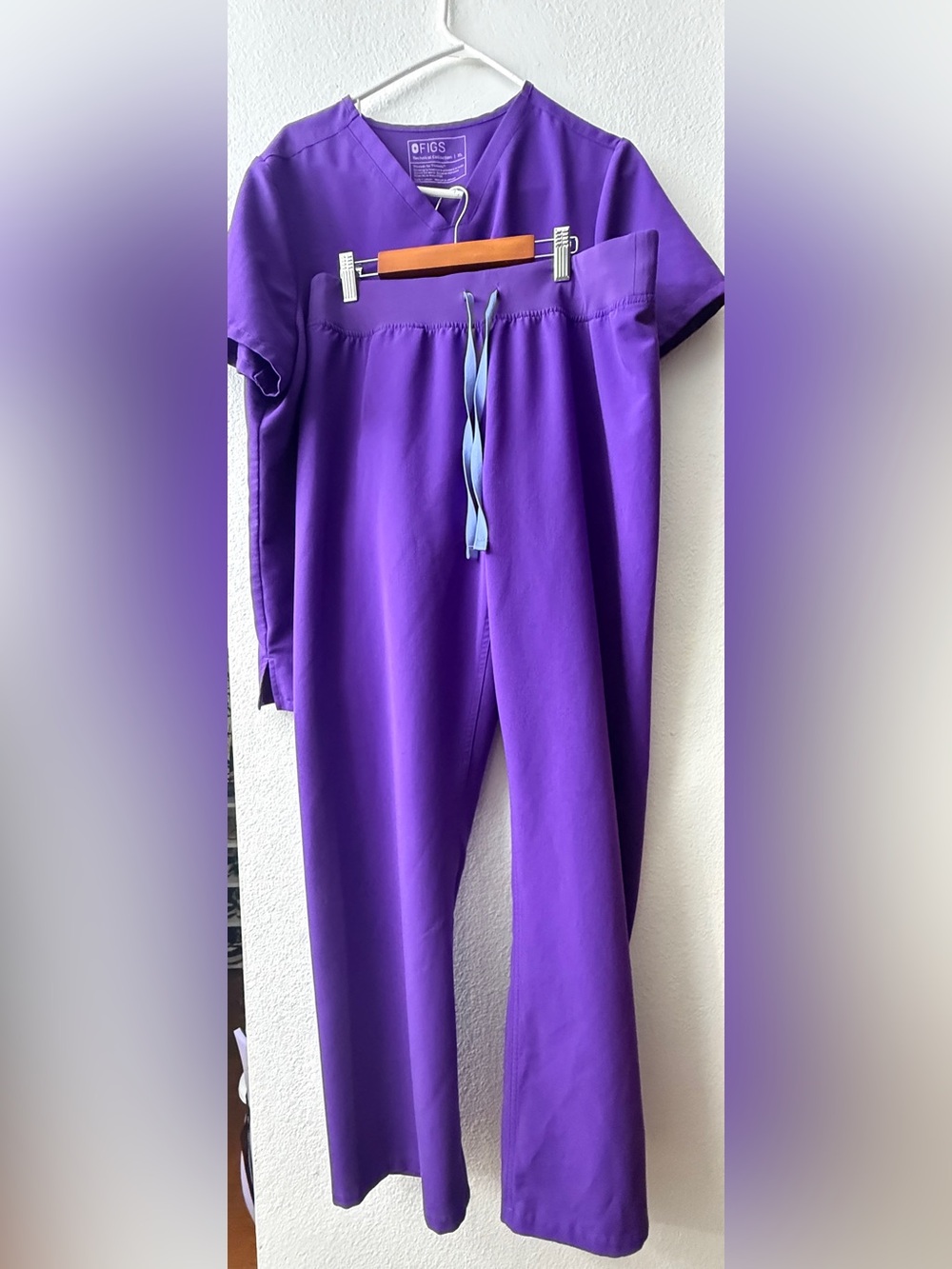 Figs Digital Grape Scrub Set
